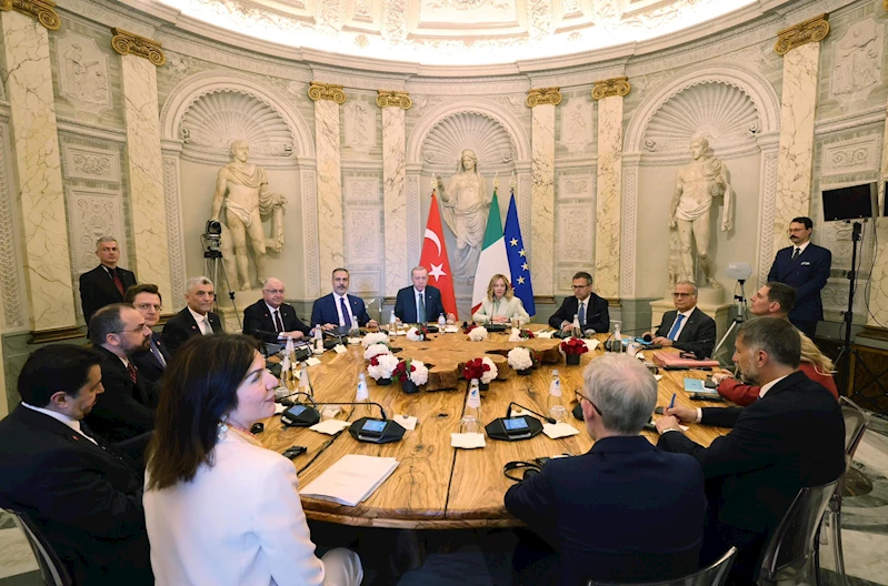 Bakan Bolat: Türkiye ile İtalya arasındaki stratejik iş birliği Avrupa ve Akdeniz’de ekonomik kalkınmaya katkı sağlayacak