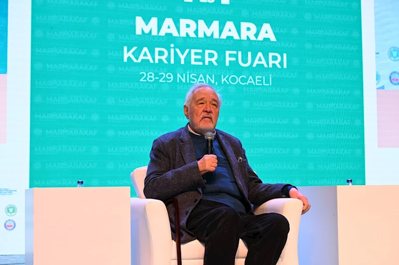 İlber Ortaylı’dan öğrencilere: Hiçbir zaman kaçak yolla bir yere girmeyi, partilere ve tarikatlara güvenerek bir yerlere sızmayı denemeyin/Ek Fotoğraflar