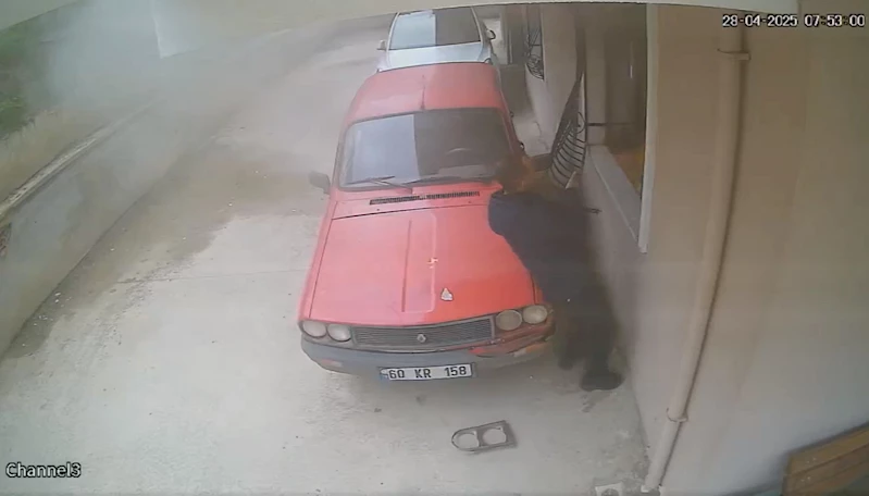 Yangında polisler tarafından kurtarılan 2 çocuk koruma altına alındı