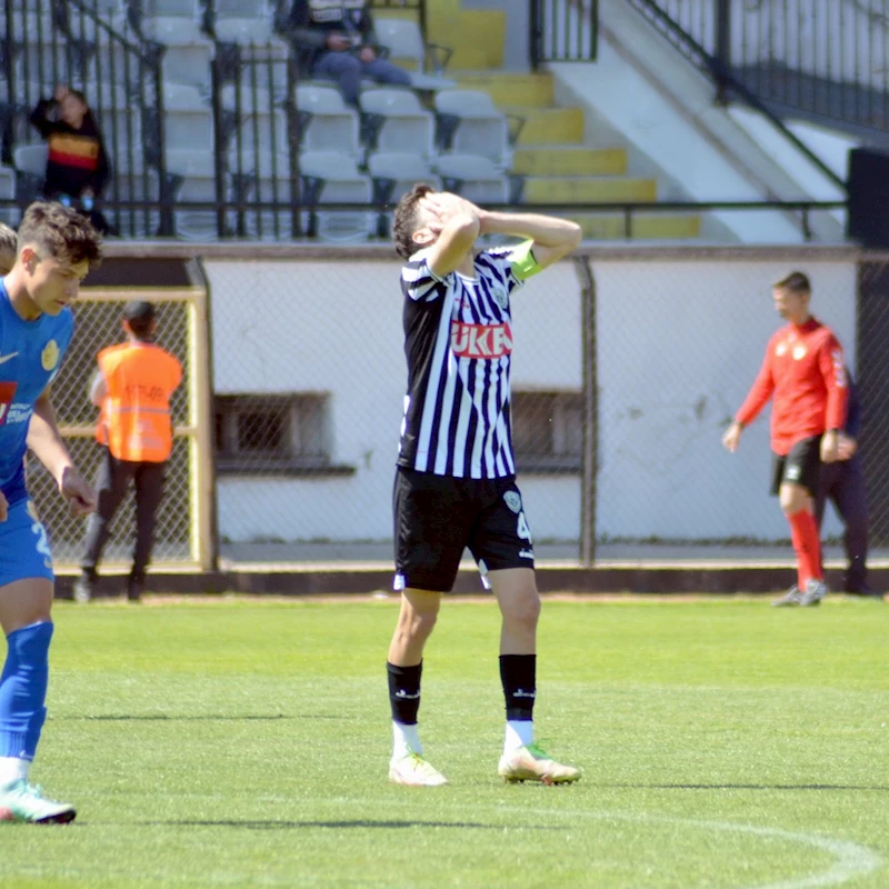 Nazillispor düştü düşüyor