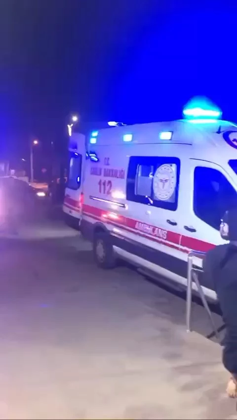 Tavuk dönerden zehirlenme şüphesiyle hastaneye başvurulanların sayısı 100
