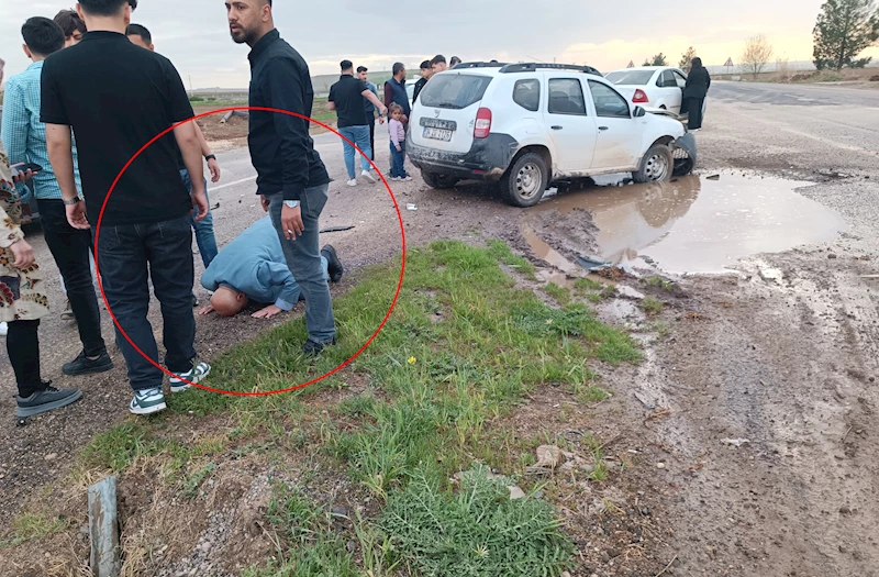 Düğün konvoyundaki kazada yara almadan kurtuldu, şükür namazı kıldı