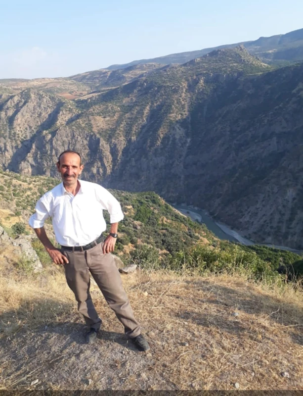 Siirt’te devrilen traktörün sürücüsü öldü / Ek fotoğraflar