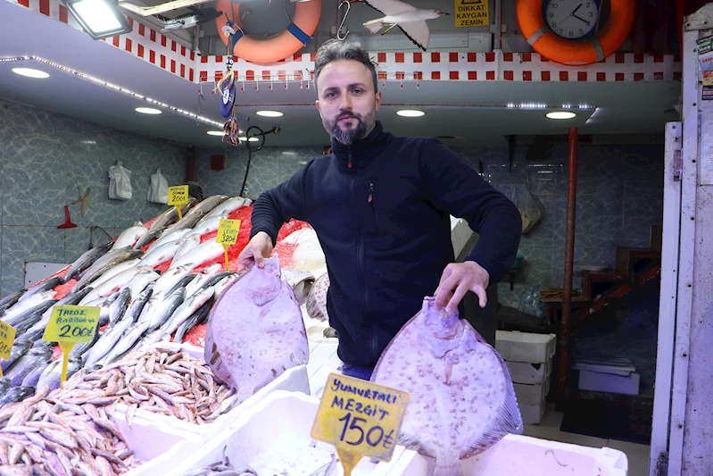 Balık sezonunun son günlerinde tezgahta hareketlilik sürüyor