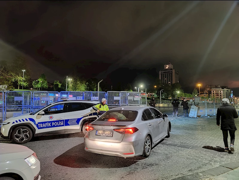 İstanbul- 1 Mayıs tedbirleri kapsamında, bazı yollar araç ve yaya trafiğine kapatıldı
