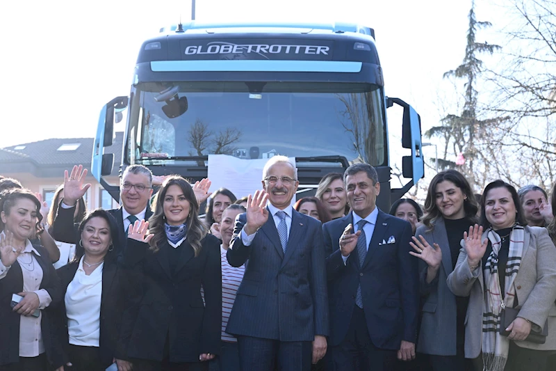 Bakan Uraloğlu: Kadın şoför istihdam eden firmaların yetki belgelerini 3 ay ücretsiz uzatacağız