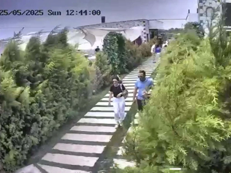 Doktorun devrilen dekoratif kemerin altında kalıp öldüğü olayda gözaltı sayısı 3