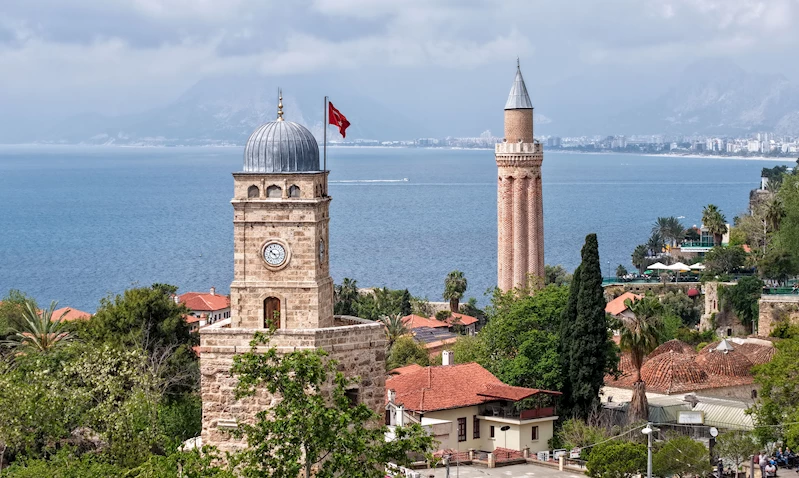 Tarihi saat kulesi 