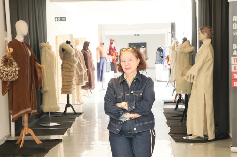 Erzurum -Sandıktan podyuma; 300 yıllık geleneksel dokumaları modernize ettiler / Video eklendi 