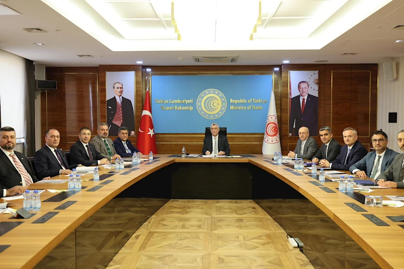 Bakan Bolat, uluslararası nakliyecilerle bir araya geldi 