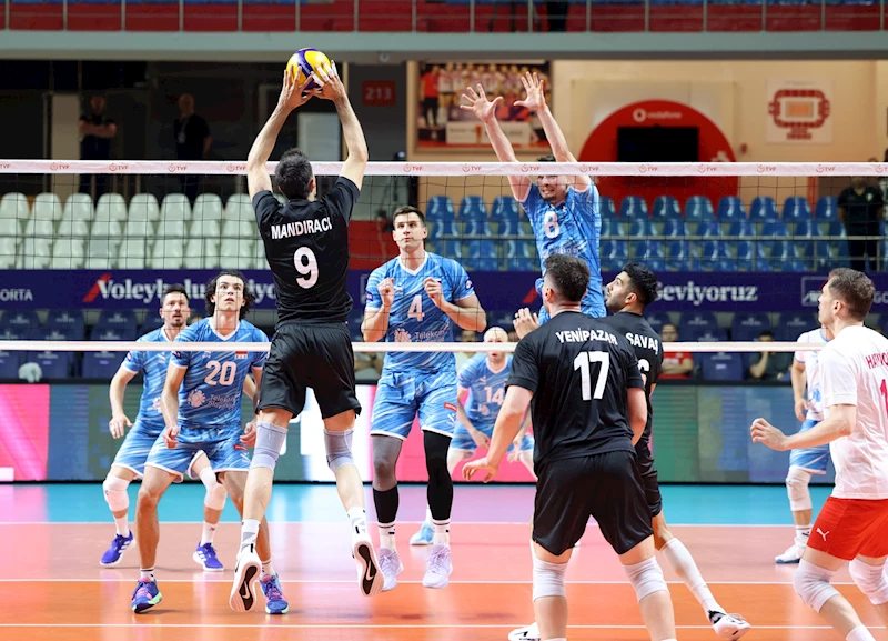 A Milli Erkek Voleybol Takımı hazırlık maçında Slovenya