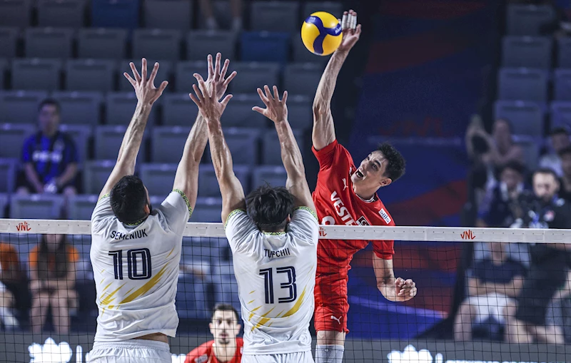 A Milli Erkek Voleybol Takımı, Ukrayna