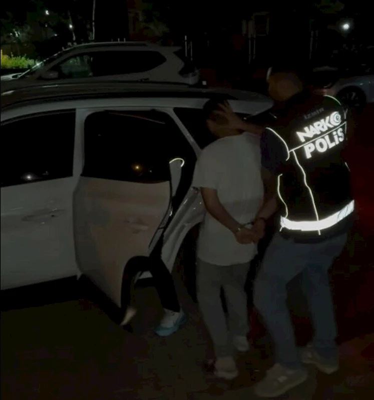  Sosyal medyadan uyuşturucuyu özendiren şüpheli gözaltına alındı