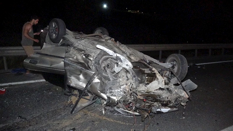 Düğüne giderken kazada eşi ile birlikte yaşamını yitirdi, bebeği ağır yaralandı