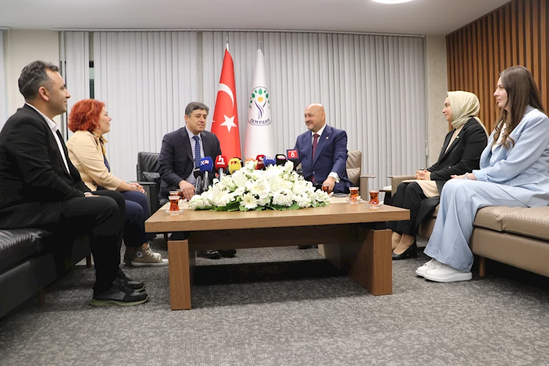 Siyasi partiler arasında bayramlaşma ziyaretleri (6)