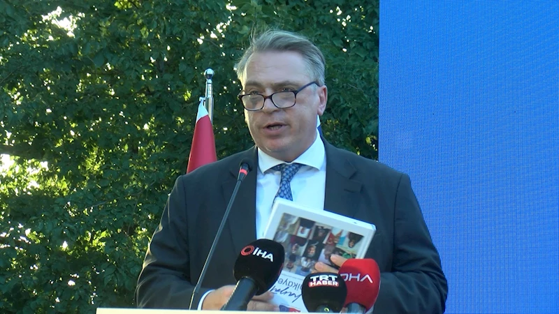 AB Delegasyonu Başkanı Ossowski: AB ve Türkiye, tarihin en büyük insani yardım operasyonunu düzenledi