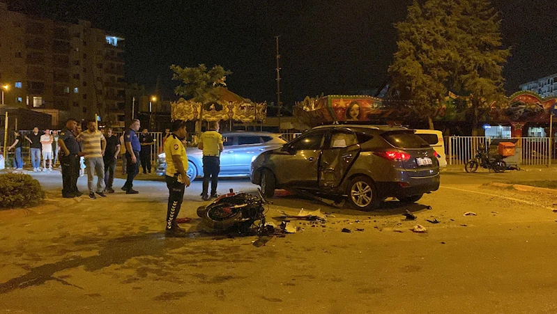 Adana’da otomobille çarpışan motosikletin sürücüsü öldü