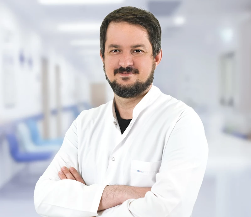 ‘Kasık bölgesinde hissedilen ağrının nedeni kalça sorunları olabilir’