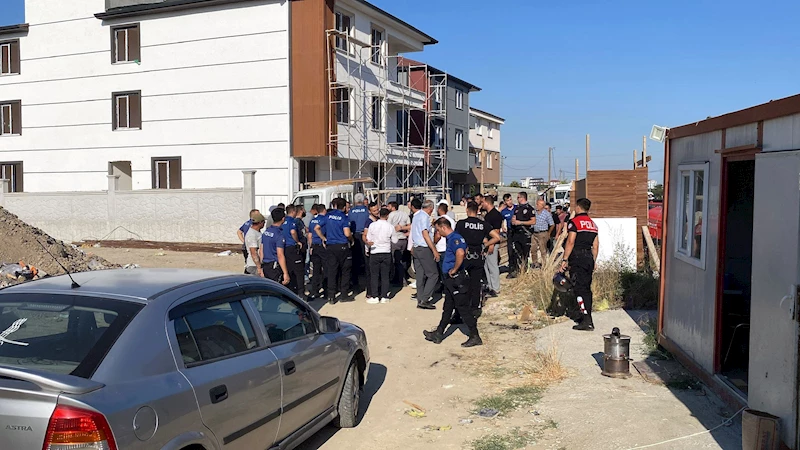 Tekirdağ’da inşaat işçilerinin ‘park yeri’ kavgası; 1’i polis, 3 yaralı