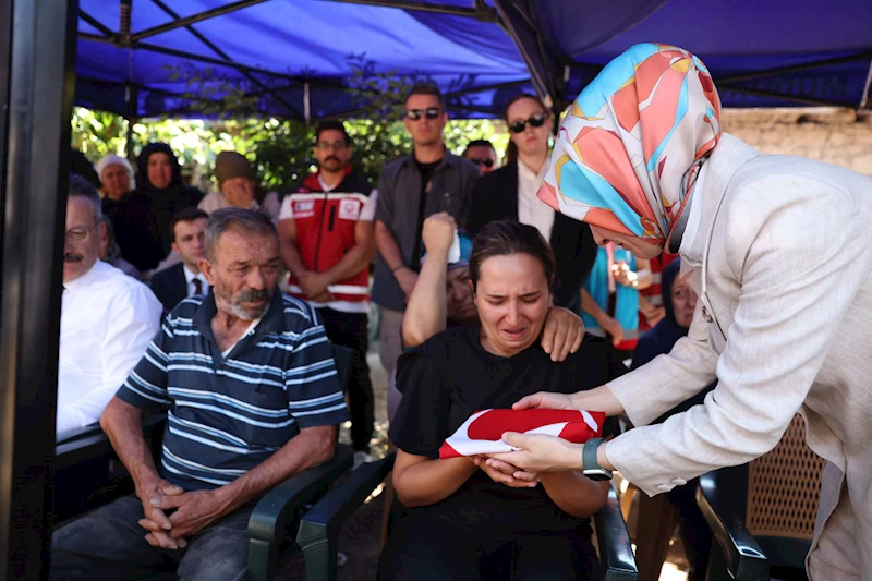 Bakan Göktaş’tan orman şehitlerinin ailelerine taziye ziyareti