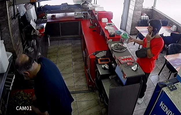 İstanbul- Esenyurt’ta dükkandaki sadaka kutusunu çalan şüpheli kamerada