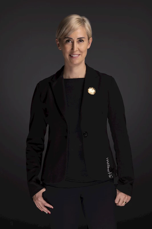 ‘İş tanımlarını sil baştan yazan yapay zekadan korkmayın’