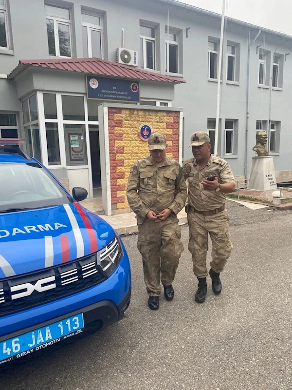 Otizmli Mehmet, temsili törenle asker oldu