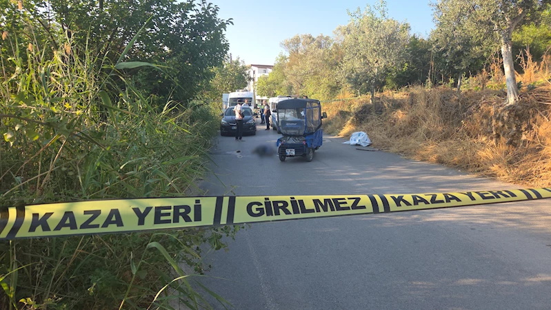 Yol ortasında duran 3 tekerlekli motosikletinde ölü bulundu