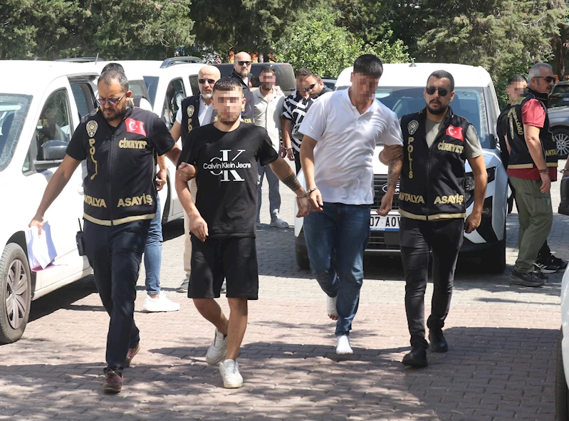 1 kişinin öldüğü silahlı çatışmanın şüphelileri adliyede