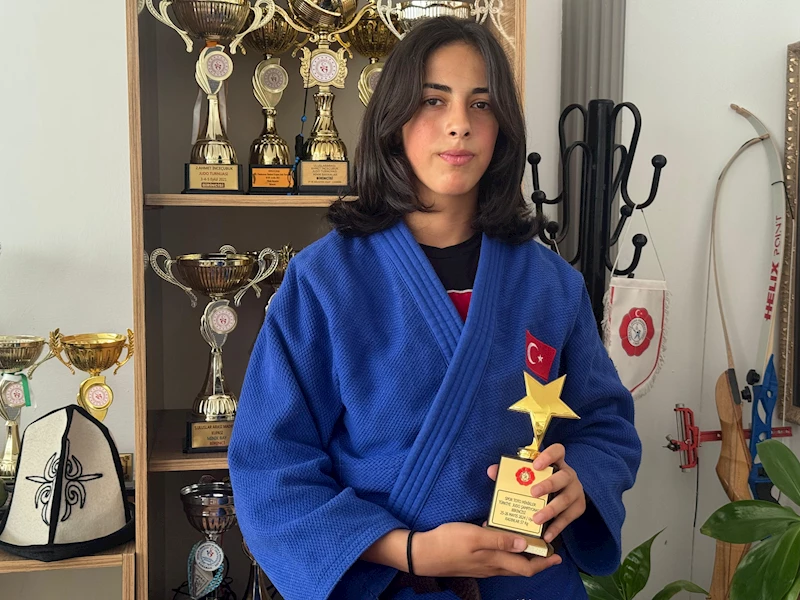 Fenerbahçe taraftarı sporcuların Kadıköy hayali madalya getirdi