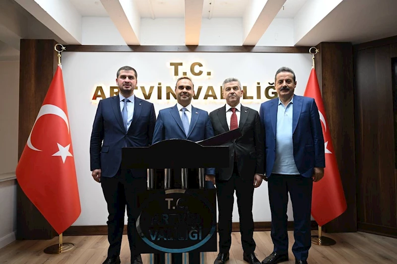 Bakan Kacır: Tarihin bir kırılma noktasındayız