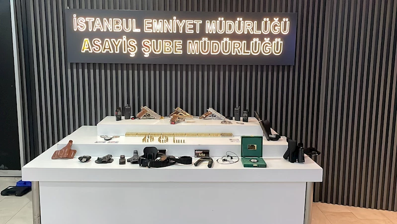 İstanbul - Kendisini polis olarak tanıtıp dolandırıcılık yapan 3 şüpheli yakalandı 