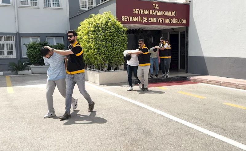 Yüksek kazanç vaadiyle tuzağa düşürüldü, alıkonulduğu evden kaçarak dolandırılmaktan kurtuldu