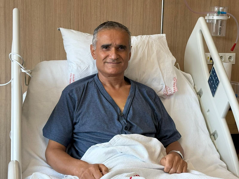 Kalbi durdurulmadan yapılan kapalı baypas ile 1 günde sağlığına kavuştu