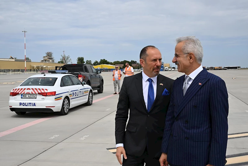 Bakan Uraloğlu, Romanya