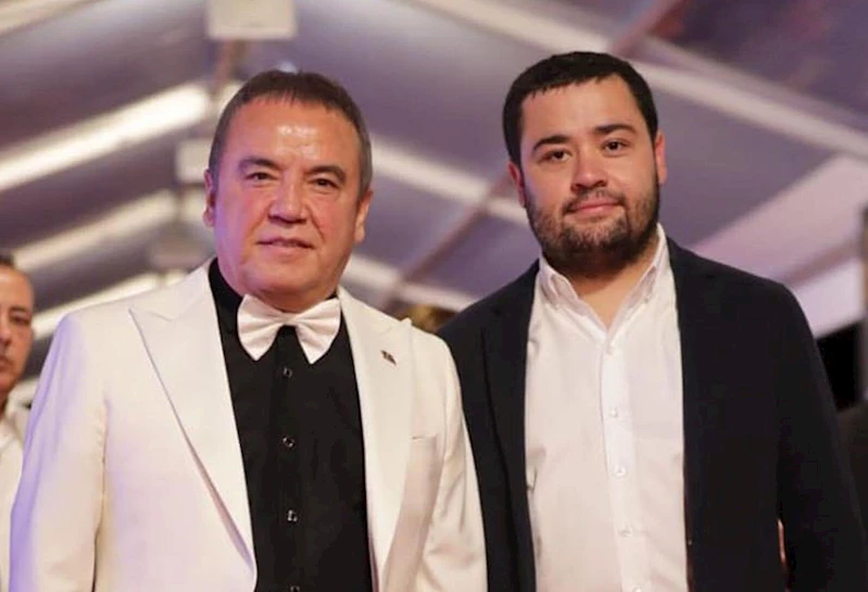 Muhittin Böcek’in oğlu, yurt dışı dönüşü gözaltına alındı/Ek fotoğraflar