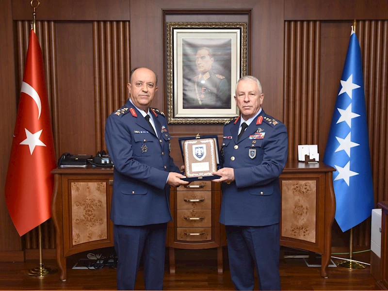 Muharip Hava Kuvveti Komutanlığı