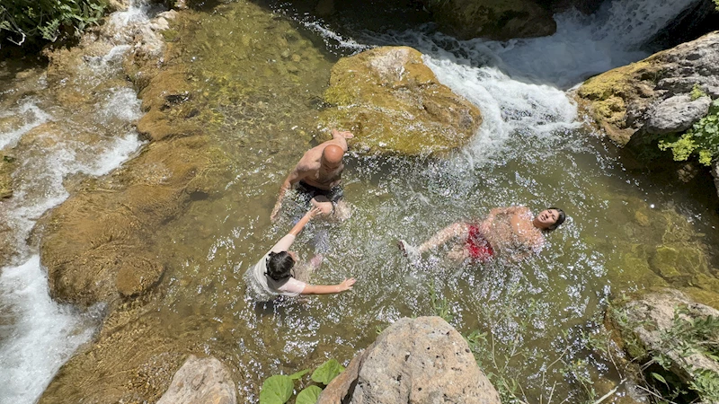 880 kilometre mesafeden 