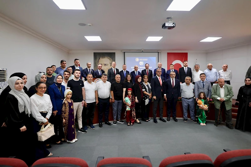 Bakan Bolat: Enflasyonda sene sonunda yüzde 20’leri konuşacağız (2)