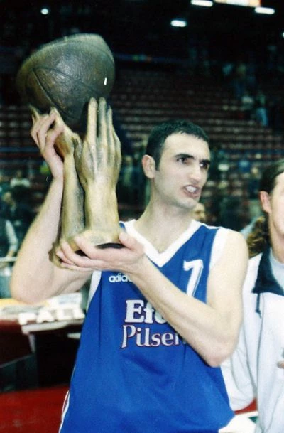 Naumoski Karşıyaka