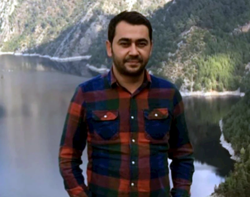 Tartıştığı 2 kişiden birini sopayla öldürüp, diğerini ağır yaraladı