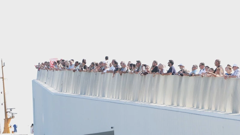 İstanbul - Mavi Vatan Boğaz Geçişi