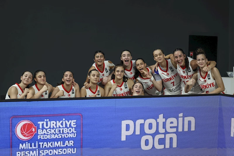16 Yaş Altı Kız Milli Basketbol Takımı, yarı finale yükseldi
