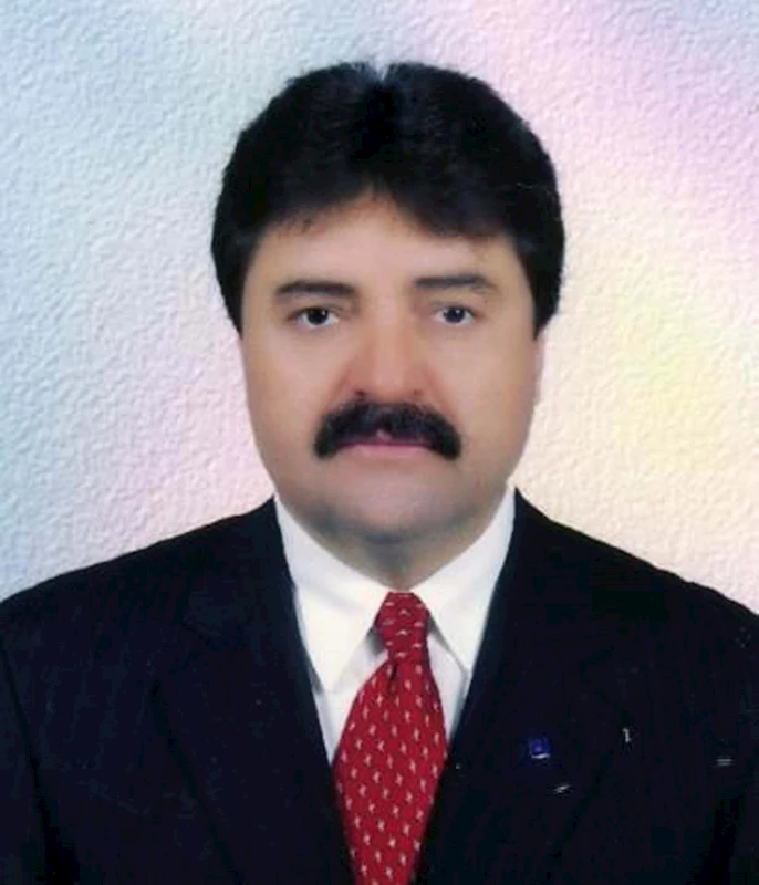 Evinin önünde silahlı saldırıya uğrayan mali müşavir öldü