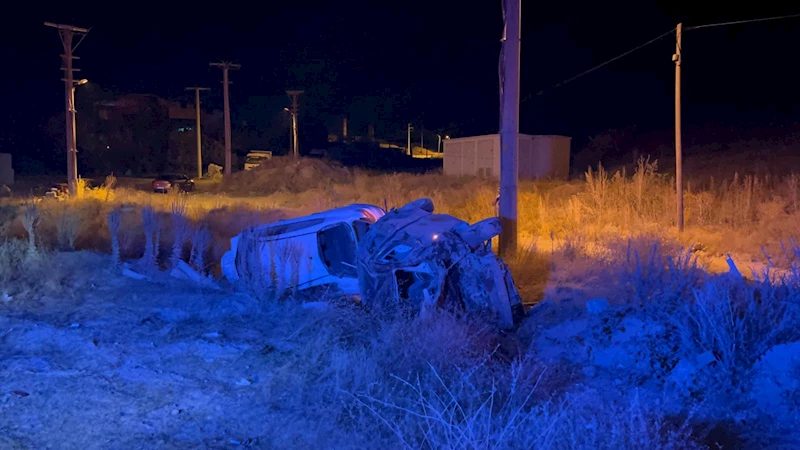 Nevşehir’de otomobil ile hafif ticari aracın çarpıştığı kaza kamerada; 5 yaralı