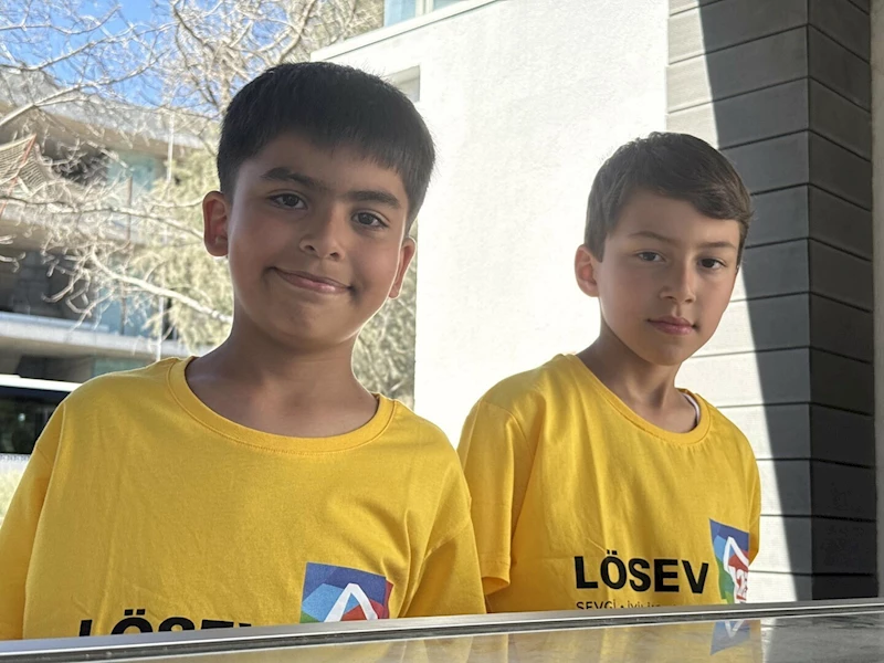 Lösemiyi yenen ikizler, LÖSEV tatil köyünde moral buldu / Ek fotoğraflar