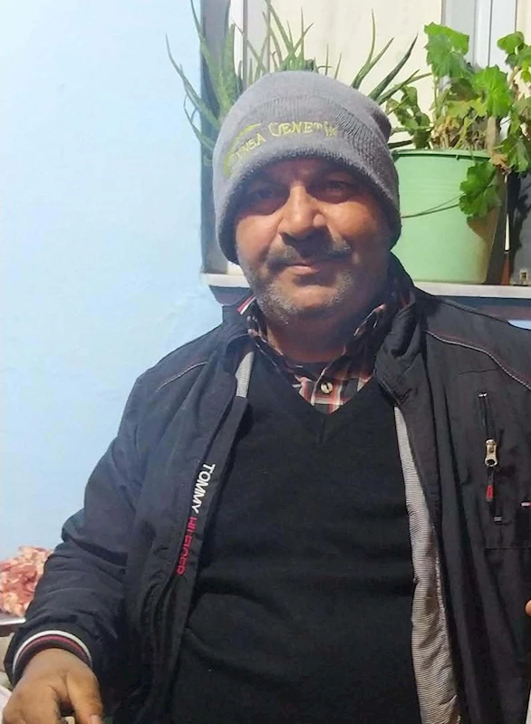 Domuz sürüsüne çarpan motosikletin sürücüsü öldü