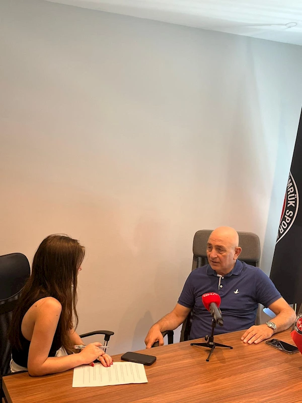 Süleyman Hurma: Türk futbolu uçurumdan atıldı, kaç parçaya ayrılacağı belirsiz