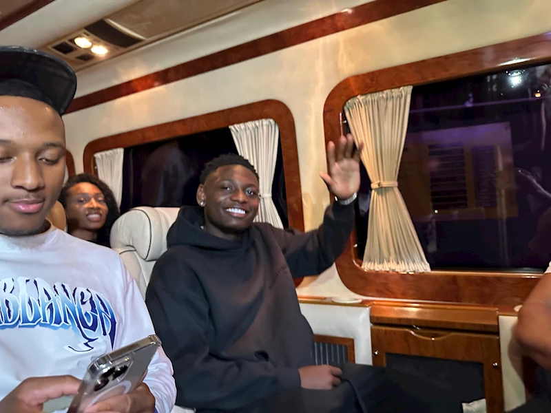 Trabzonspor’un yeni transferi Olaigbe coşkuyla karşılandı