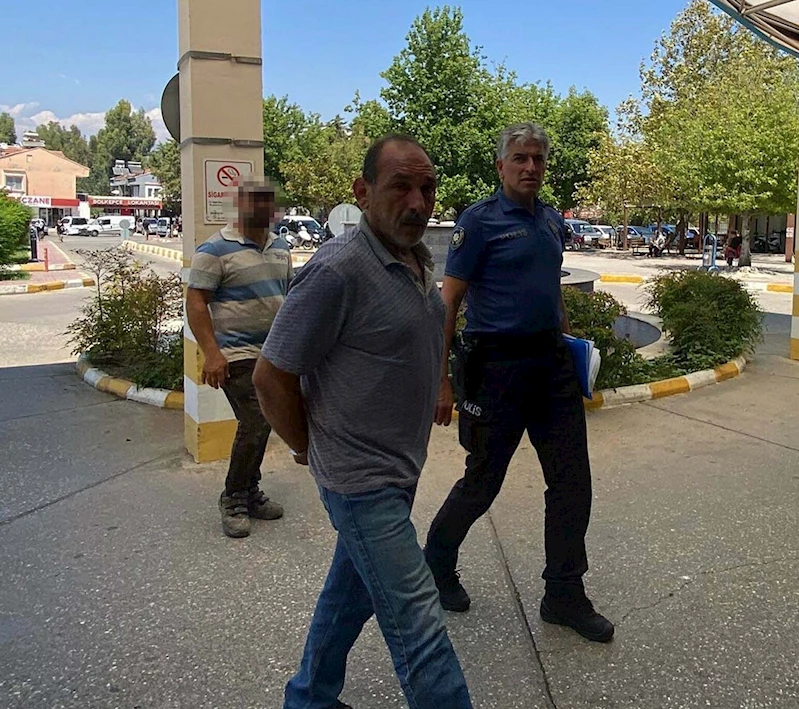 Otomobiliyle, çarptığı kadının üzerinden geçip kaçmaya çalıştı (2)